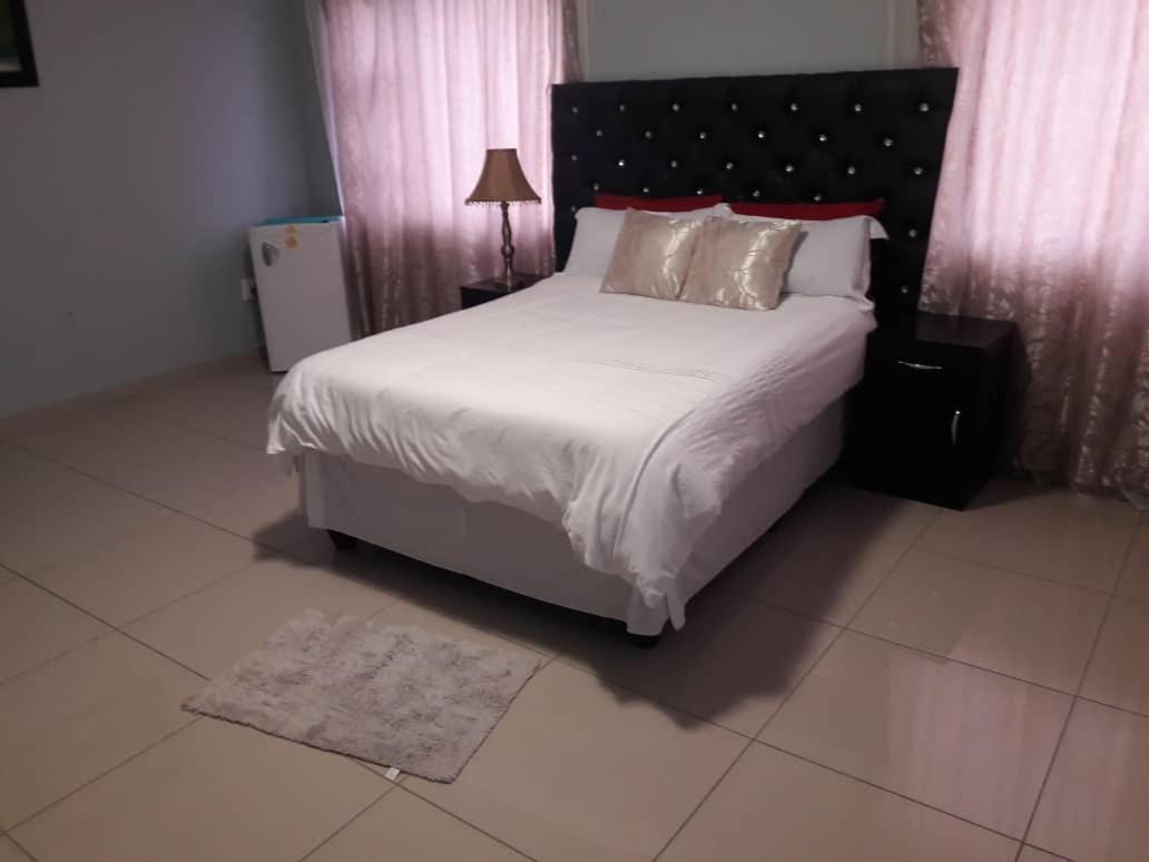 Jessma Bed And Breakfast วัลวิสเบย์ ภายนอก รูปภาพ
